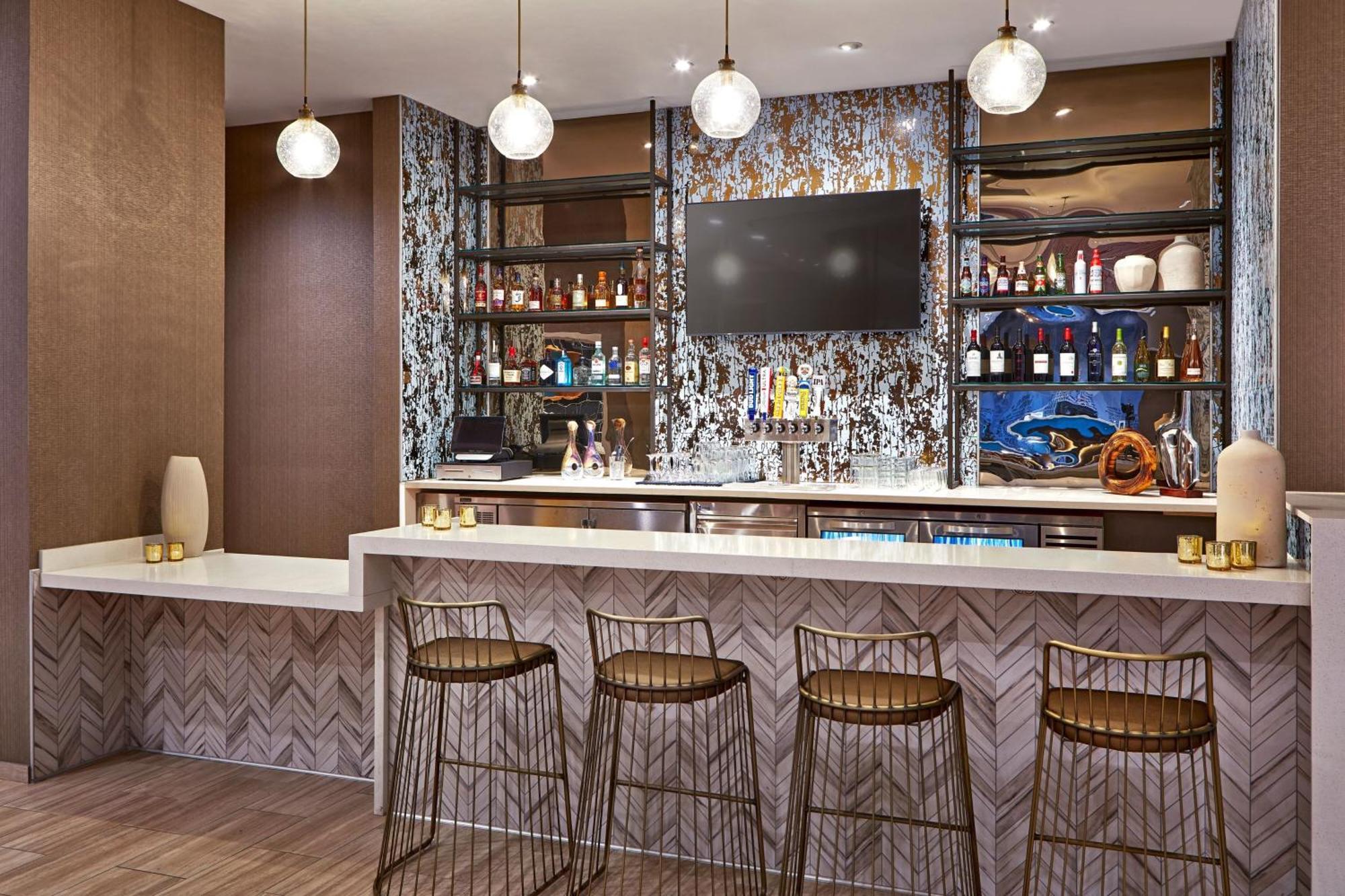 Springhill By Marriott Los Angeles Hotel